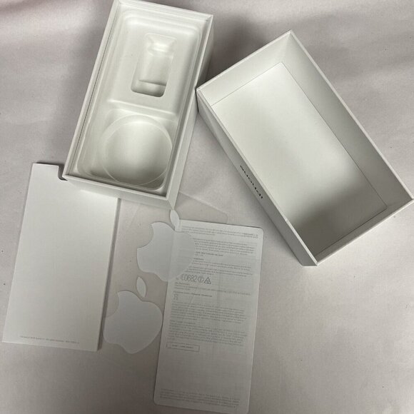 Apple iPhone 7 Empty Original Retail Box 32GB - Black - BOX ONLY For Model A1778 - Picture 2 of 8